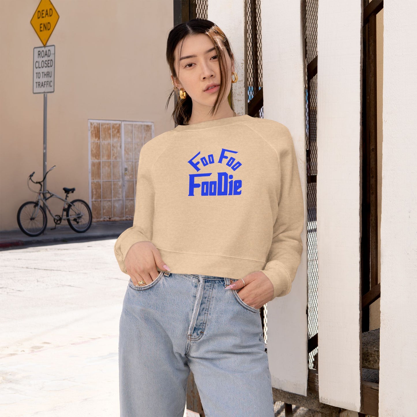 L.O.E.F Women's Cropped Pullover (Dark Blue)