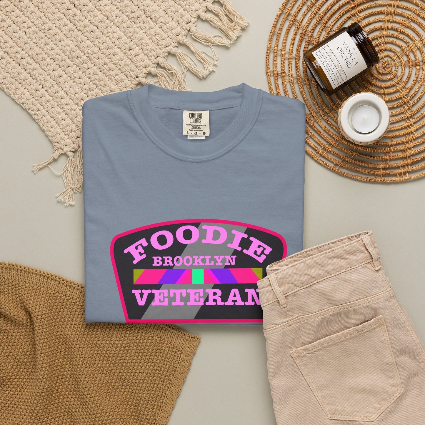 L.O.E.F Foodie Veteran BROOKLYN Unisex Tee Shirt (Pink)