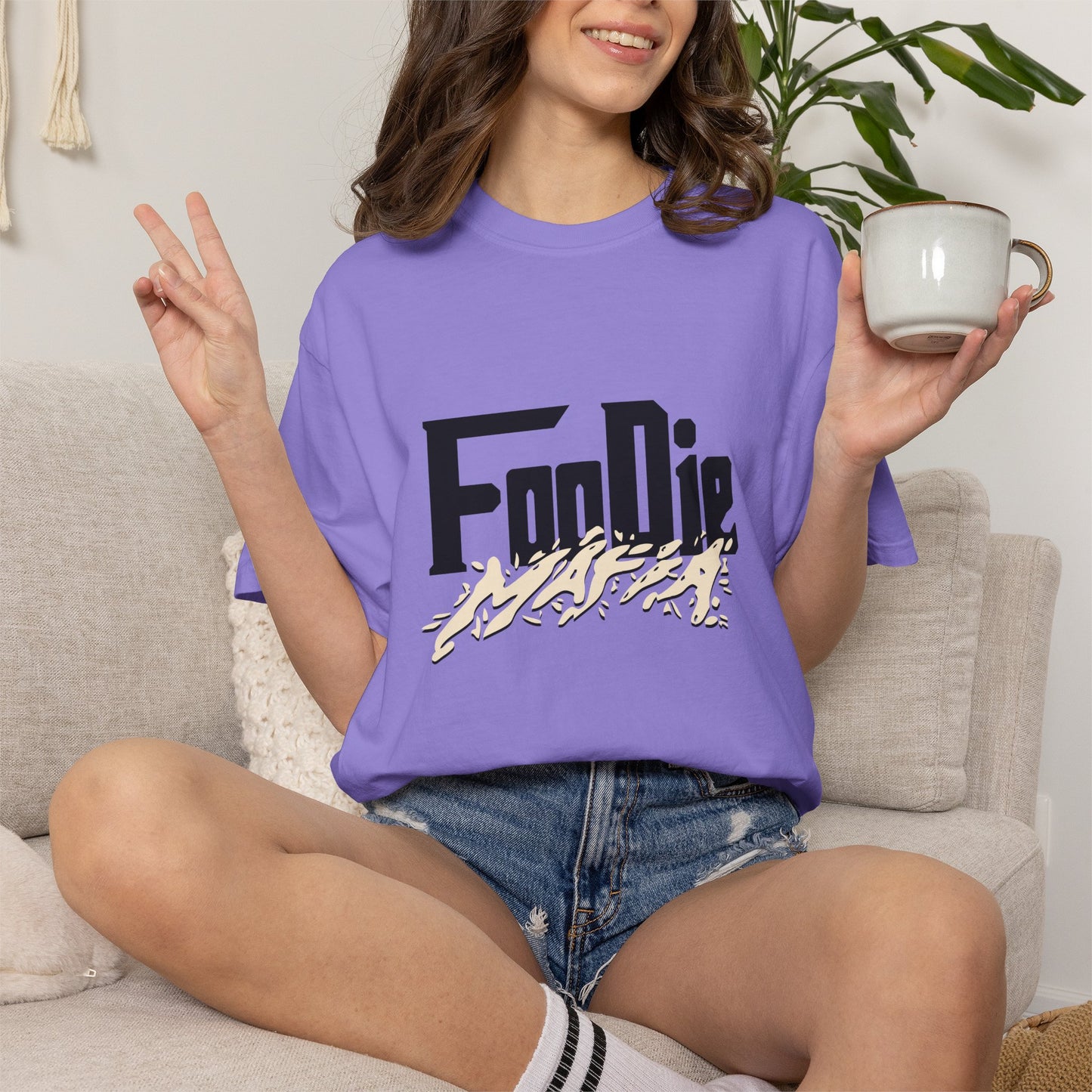 L.O.E.F Foodie Mafia Tee Shirt (Cream)