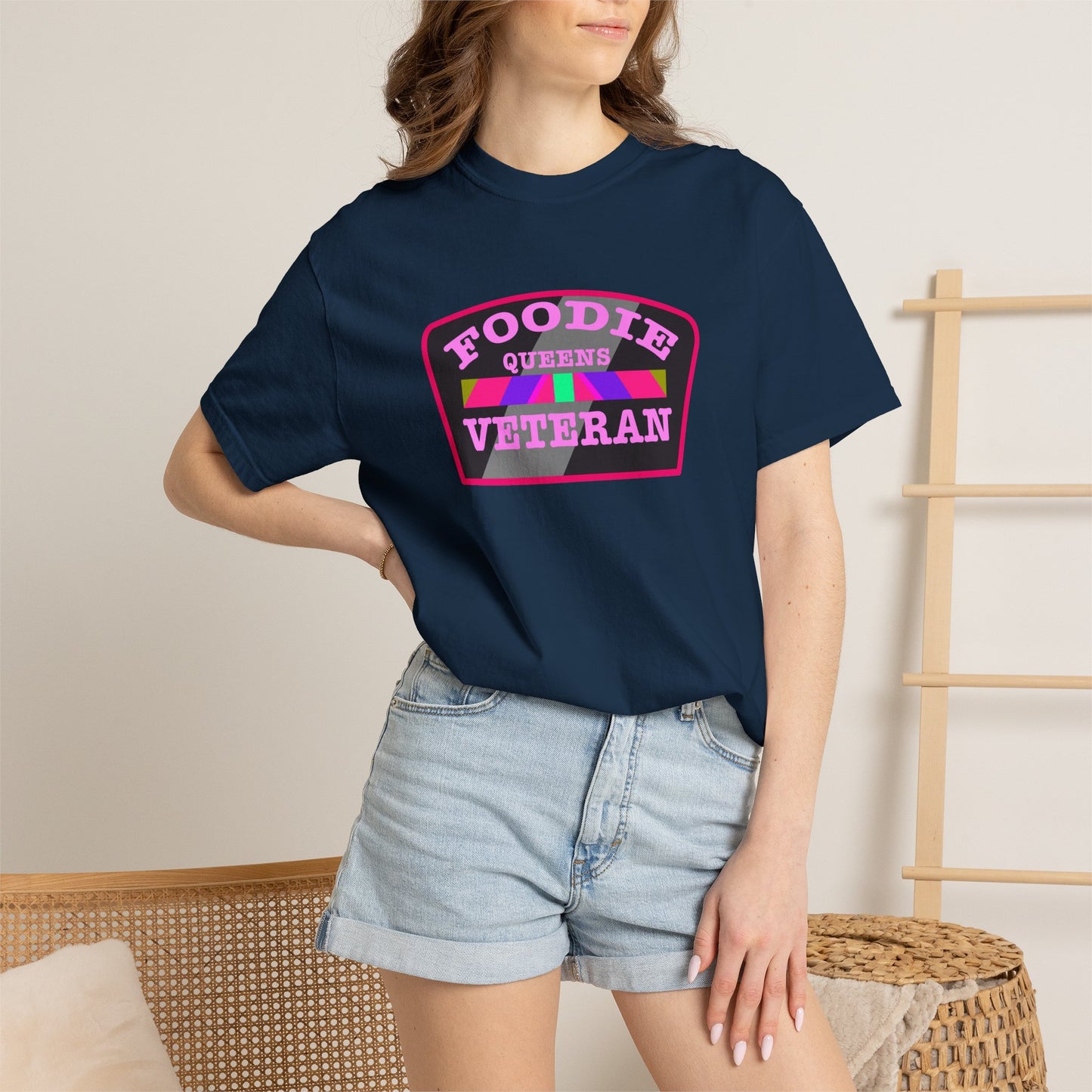 L.O.E.F Foodie Veteran QUEENS Unisex Tee Shirt (Pink)