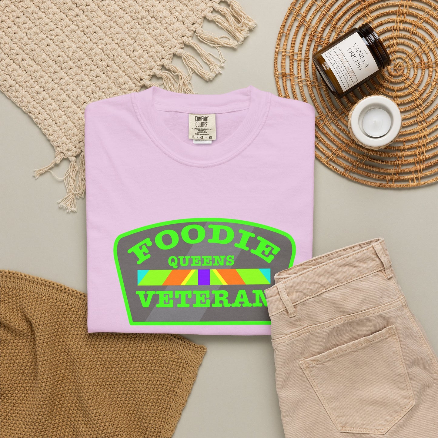L.O.E.F Foodie Veteran QUEENS Unisex Tee Shirt (Neon Green)