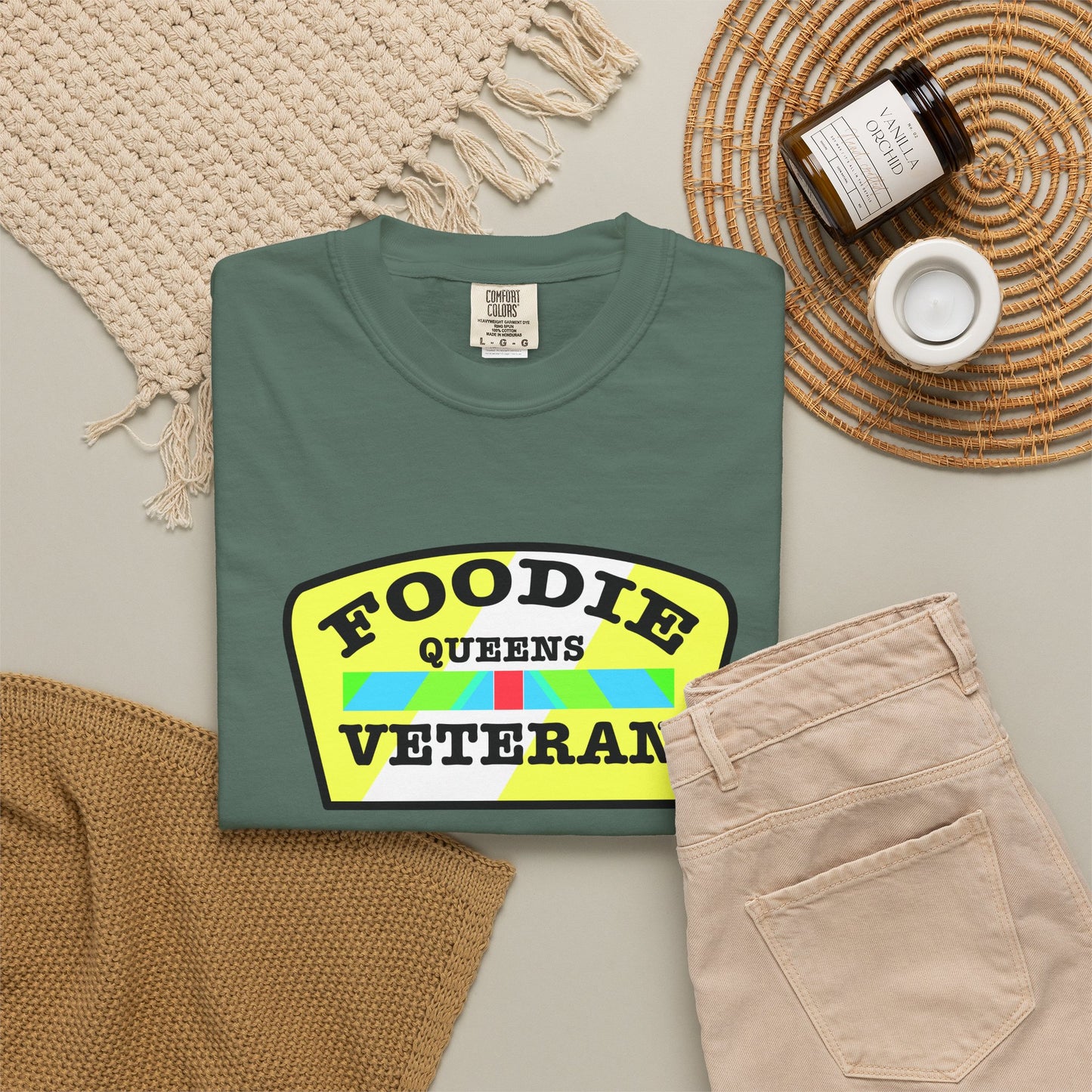 L.O.E.F Foodie Veteran QUEENS Unisex Tee Shirt (Yellow and Black)