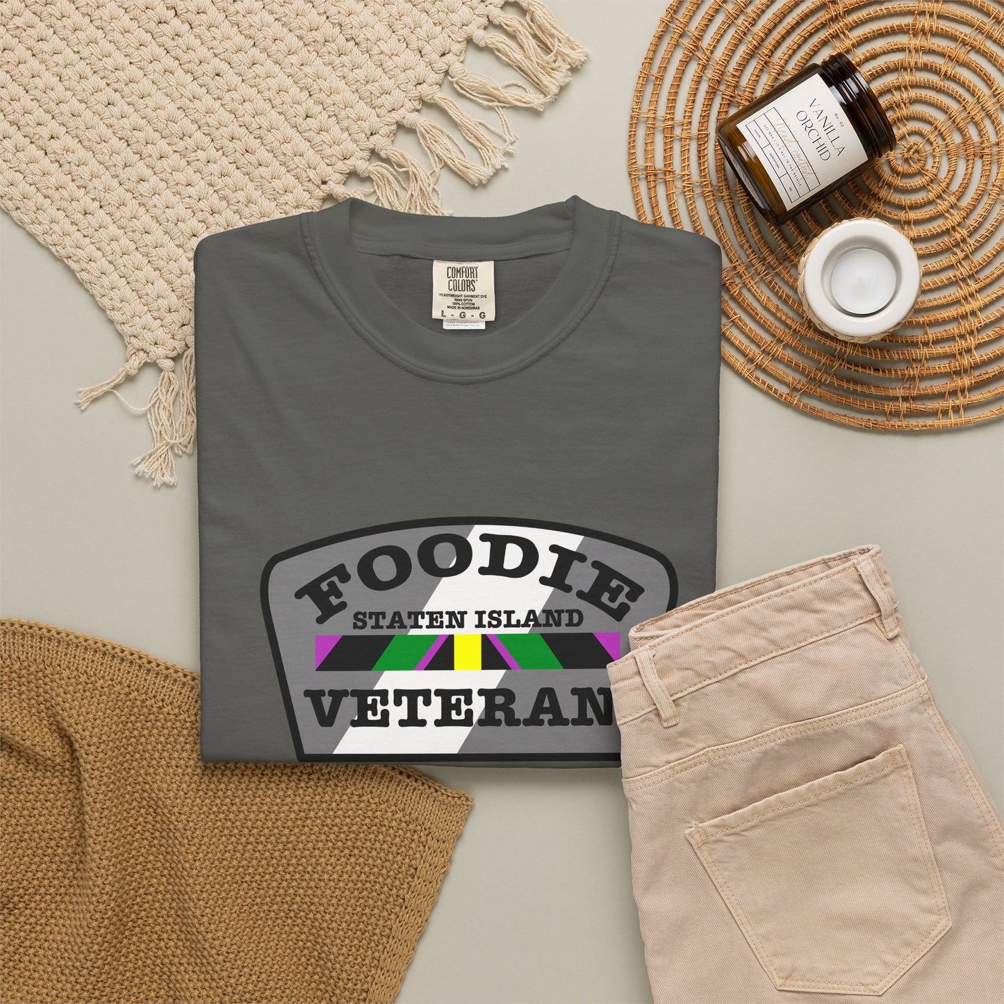 L.O.E.F Foodie Veteran STATEN ISLAND Unisex Tee Shirt (Gray)