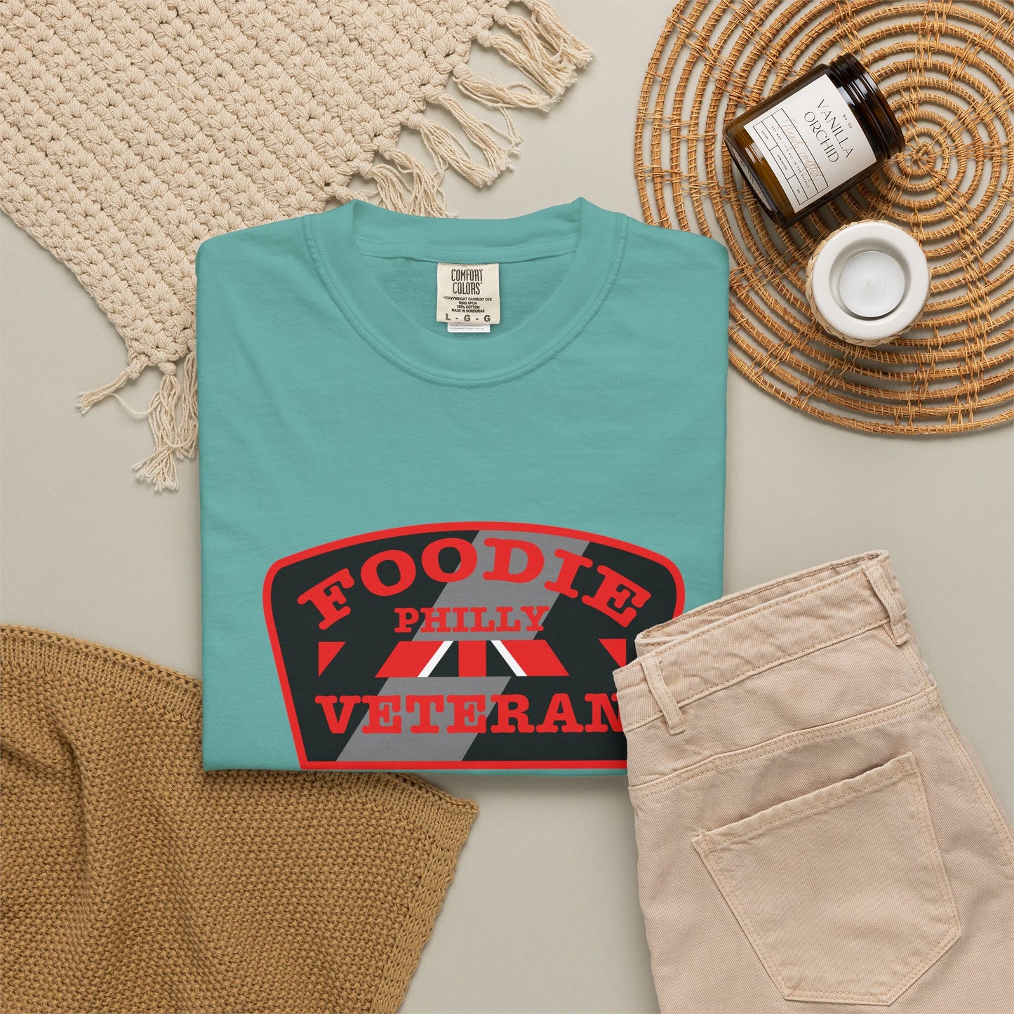 L.O.E.F Foodie Veteran PHILLY Unisex Tee Shirt (Red)