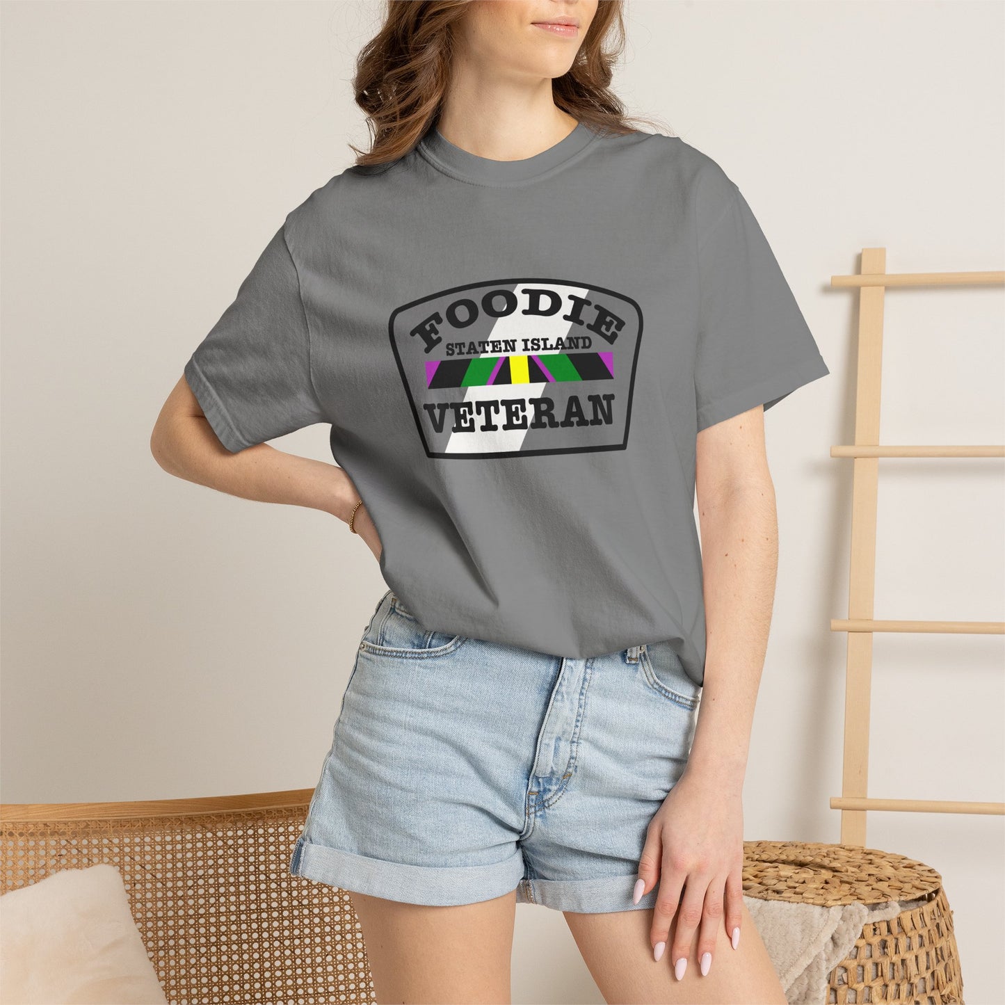 L.O.E.F Foodie Veteran STATEN ISLAND Unisex Tee Shirt (Gray)