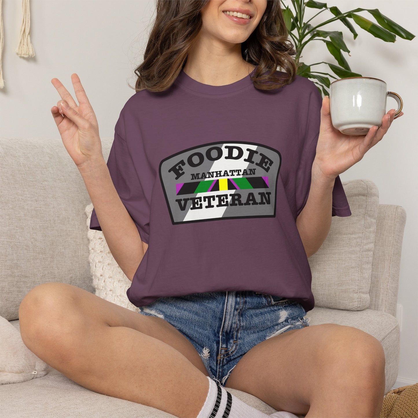 L.O.E.F Foodie Veteran Manhattan Unisex Tee Shirt (Gray)