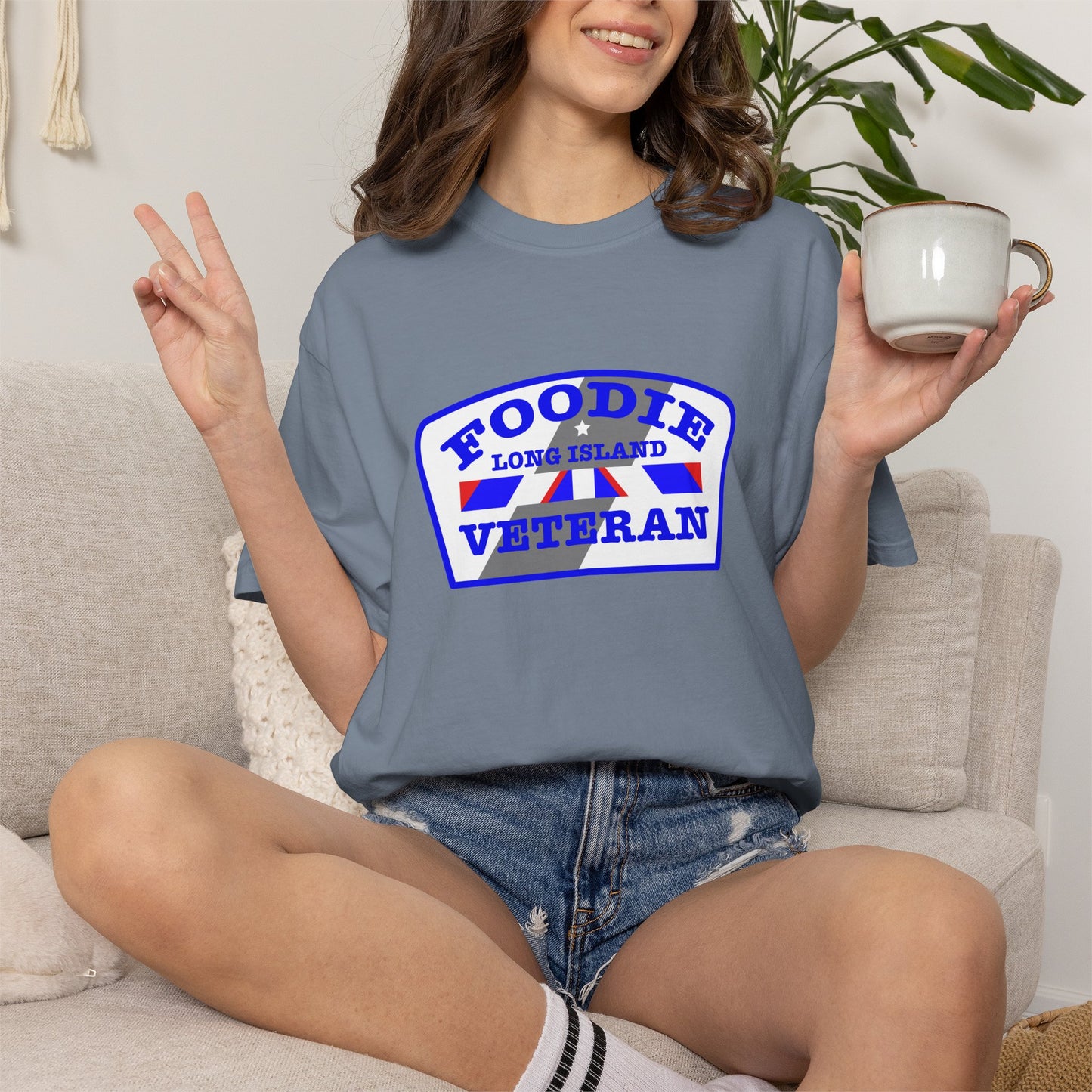 L.O.E.F Foodie Veteran Long Island Unisex Tee Shirt (Blue)