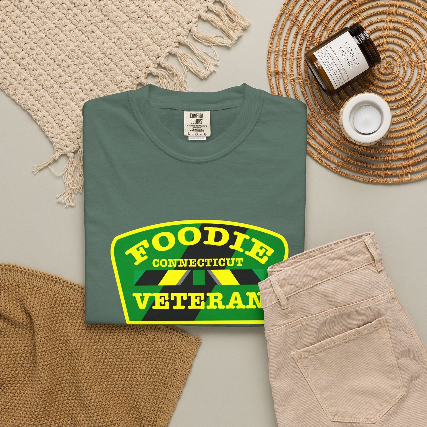 L.O.E.F Foodie Veteran CONNECTICUT Unisex Tee Shirt (Yellow)