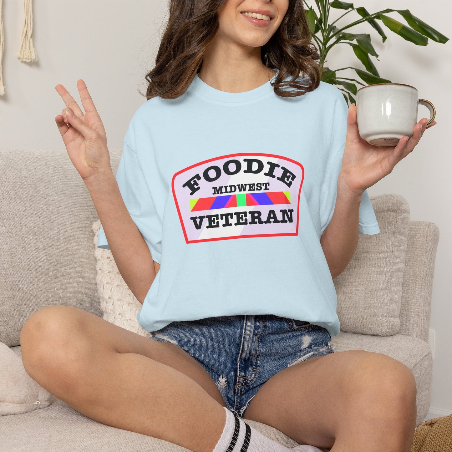 L.O.E.F Foodie Veteran MIDWEST Unisex Tee Shirt (Soft Pink)