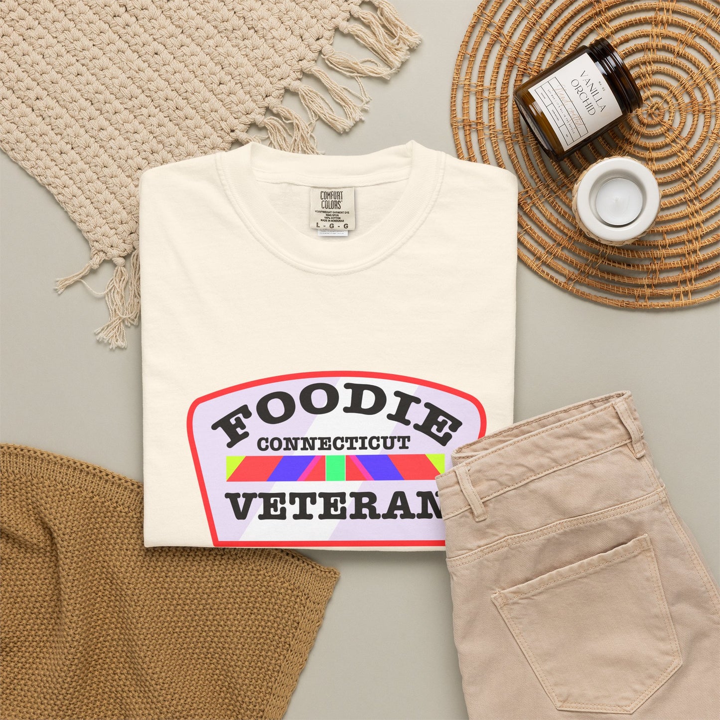 L.O.E.F Foodie Veteran CONNECTICUT Unisex Tee Shirt (Soft Pink)