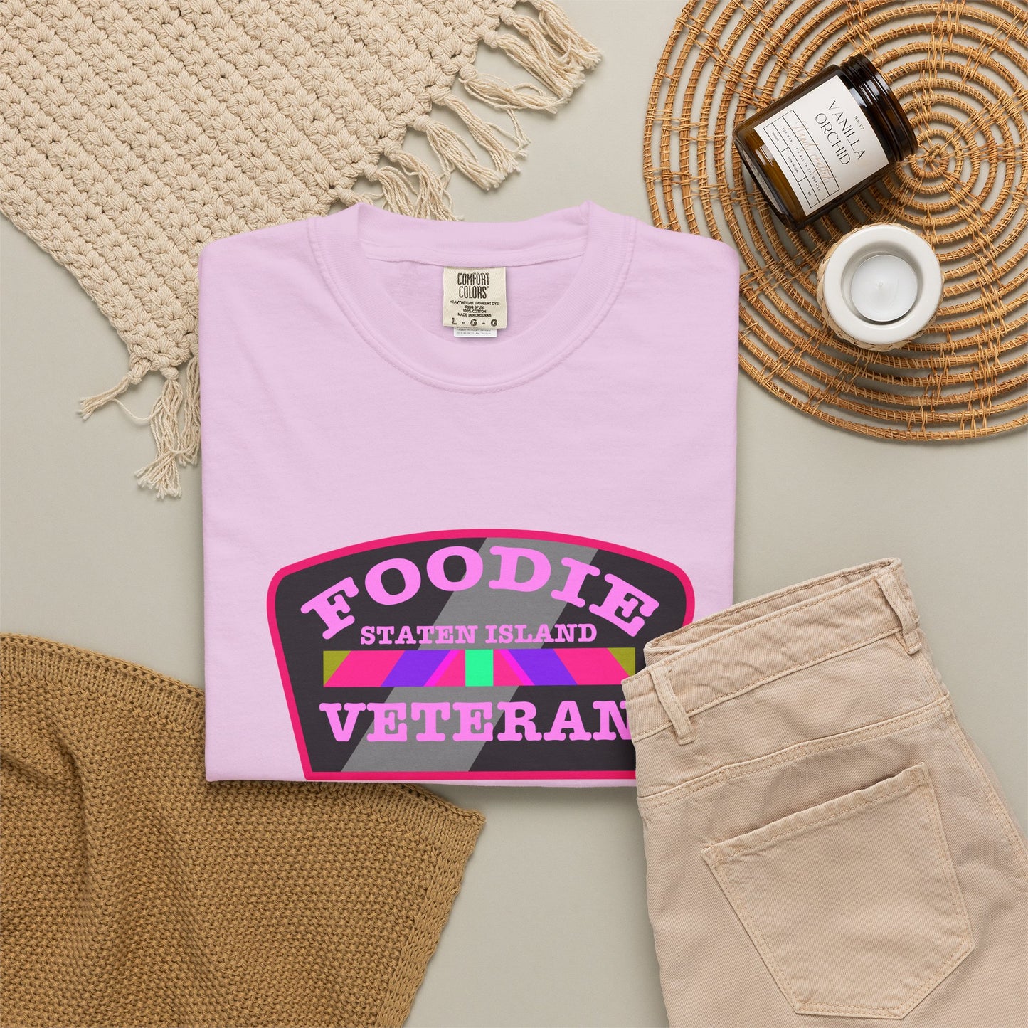L.O.E.F Foodie Veteran STATEN ISLAND Unisex Tee Shirt (Pink)