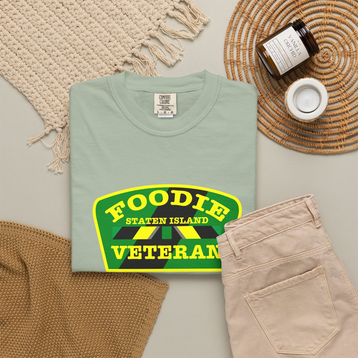 L.O.E.F Foodie Veteran STATEN ISLAND Unisex Tee Shirt (Yellow and Green)