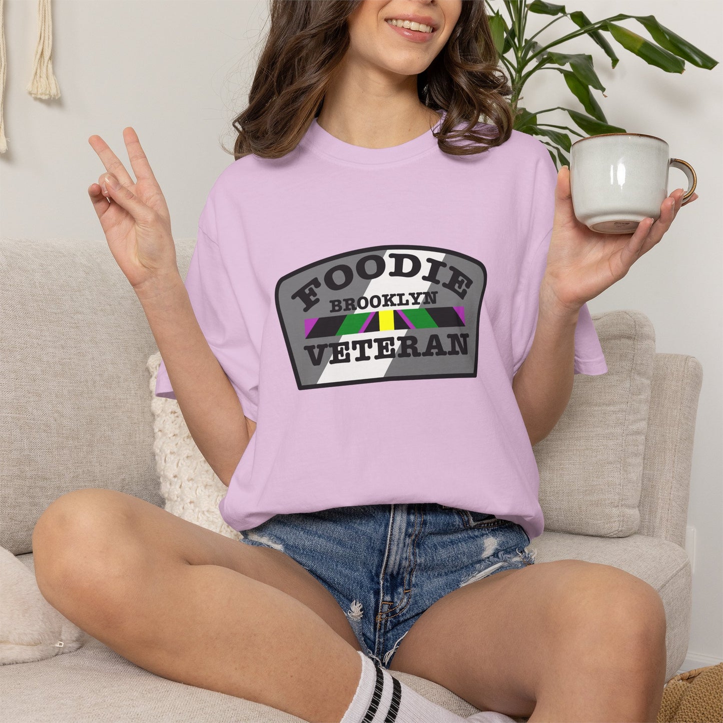 L.O.E.F Foodie Veteran Brooklyn Unisex Tee Shirt (Gray)