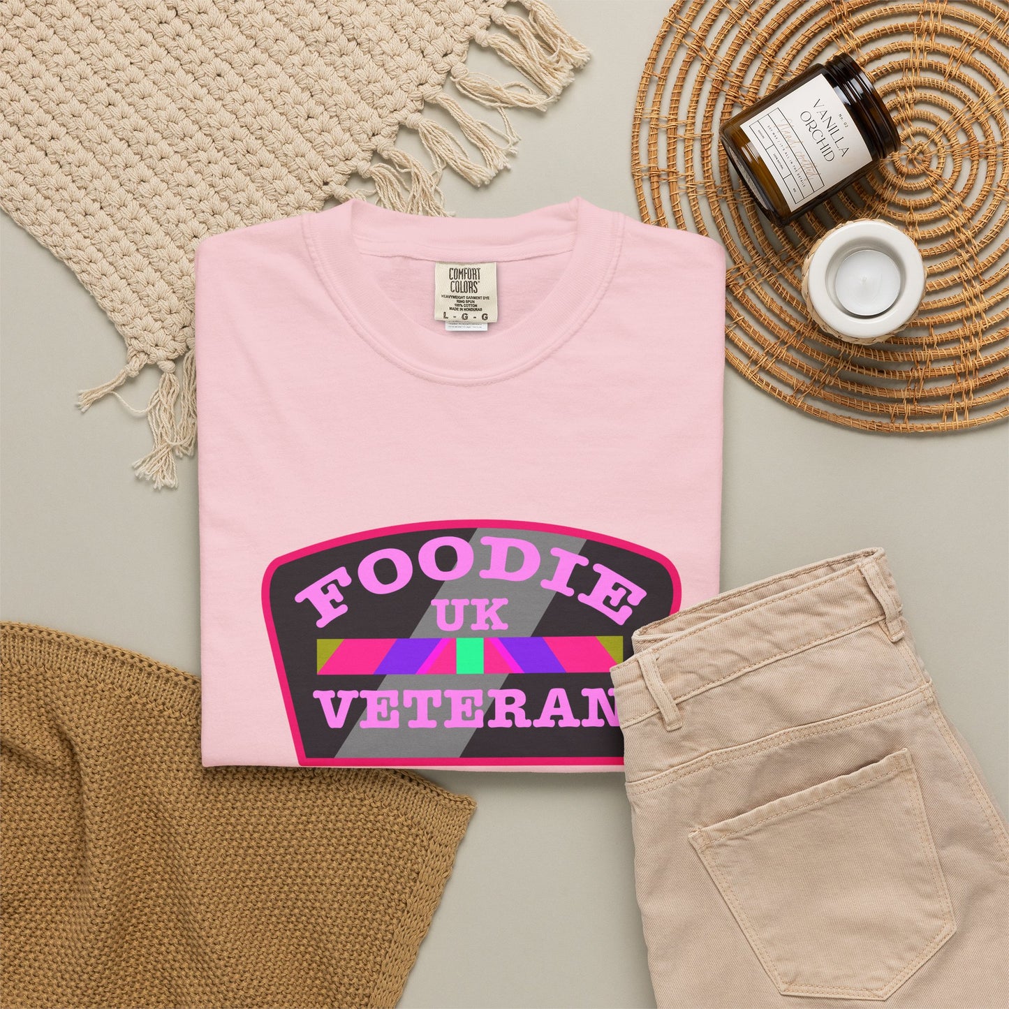 L.O.E.F Foodie Veteran UK Unisex Tee Shirt (Pink)