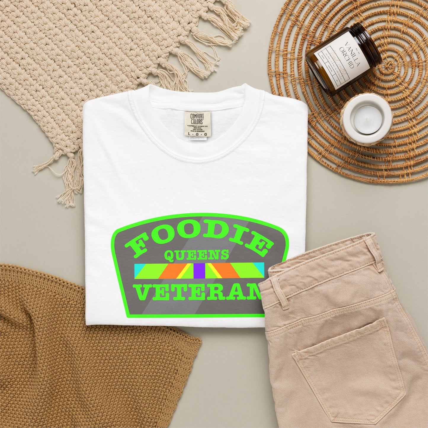 L.O.E.F Foodie Veteran QUEENS Unisex Tee Shirt (Neon Green)