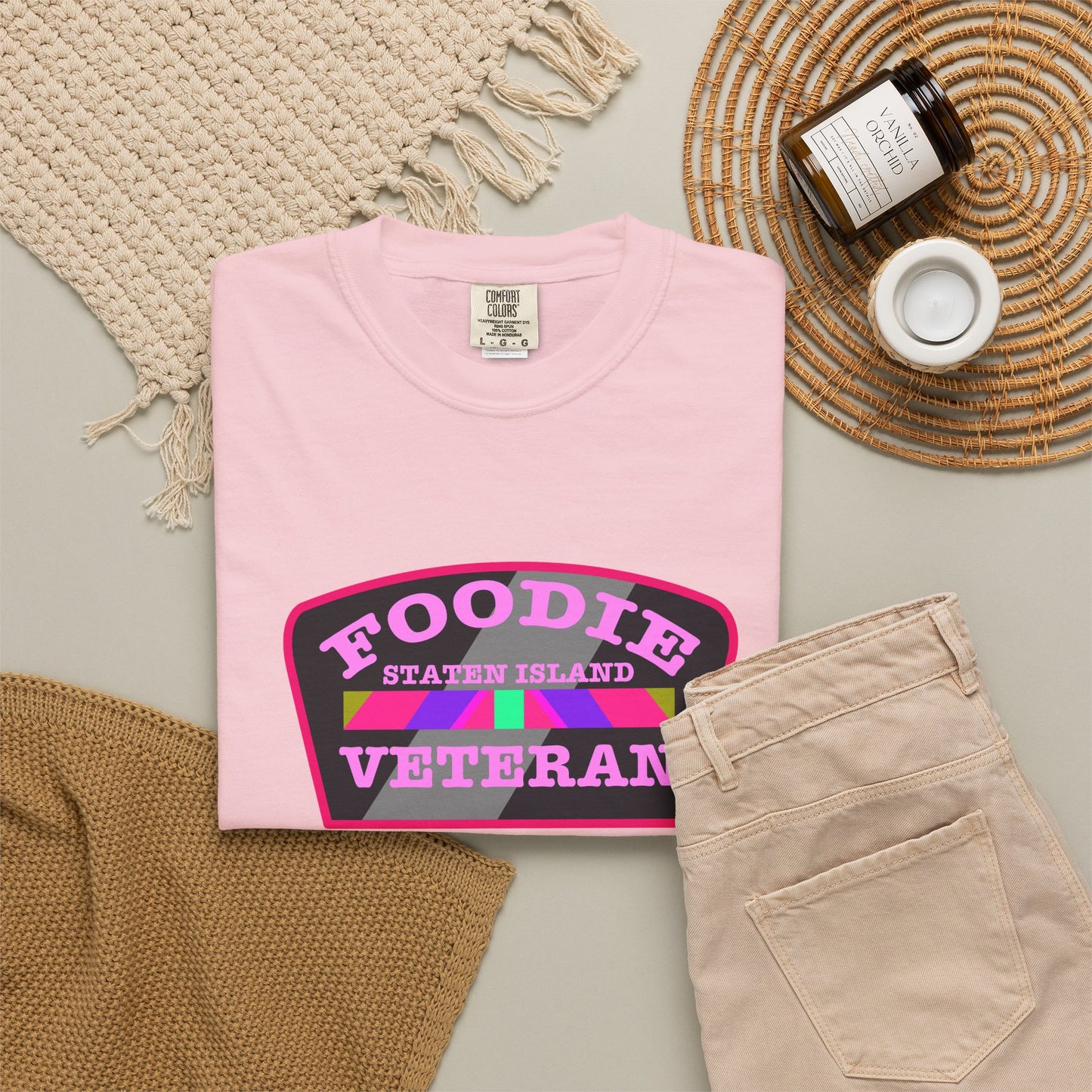 L.O.E.F Foodie Veteran STATEN ISLAND Unisex Tee Shirt (Pink)