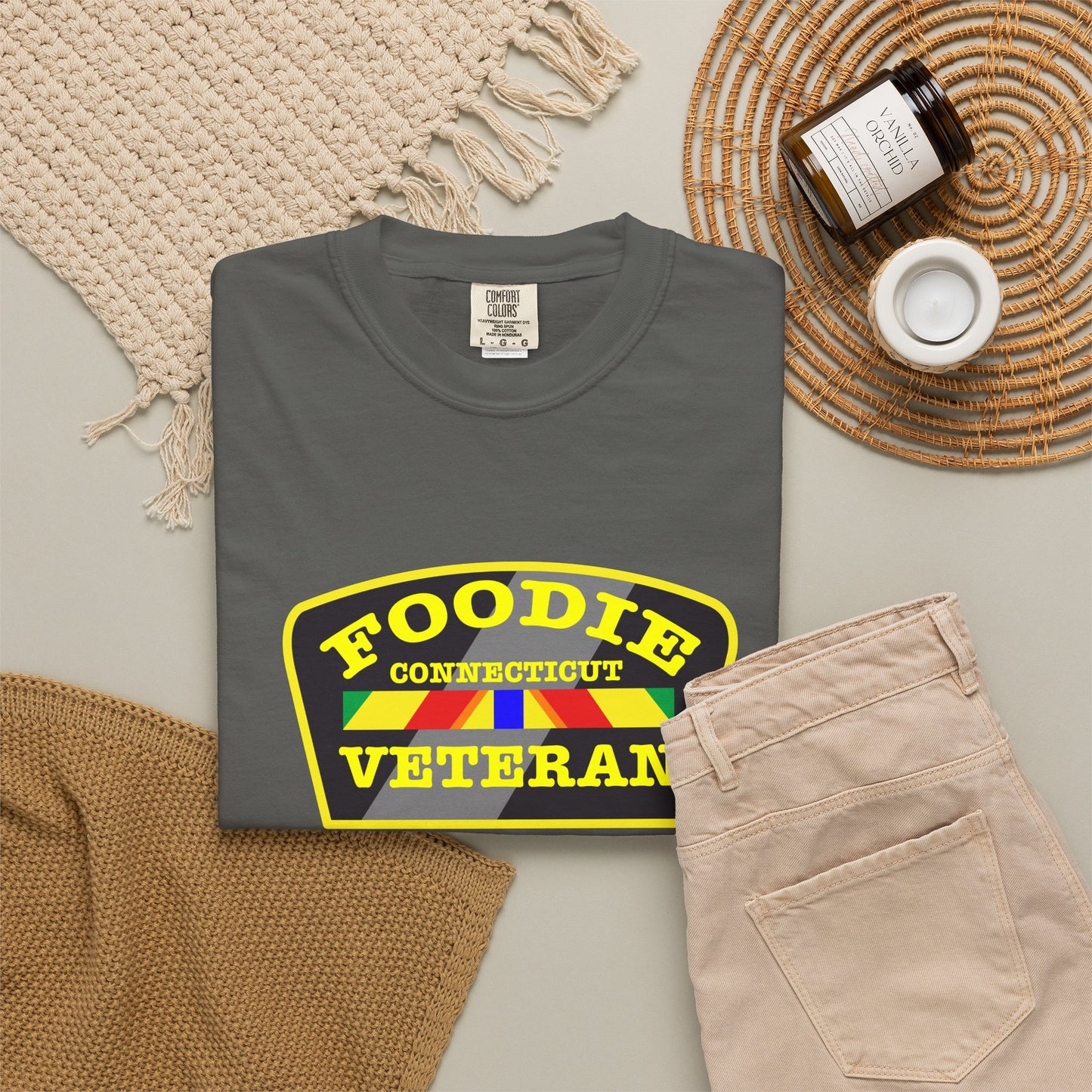 L.O.E.F Foodie Veteran CONNECTICUT Unisex Tee Shirt (Yellow)