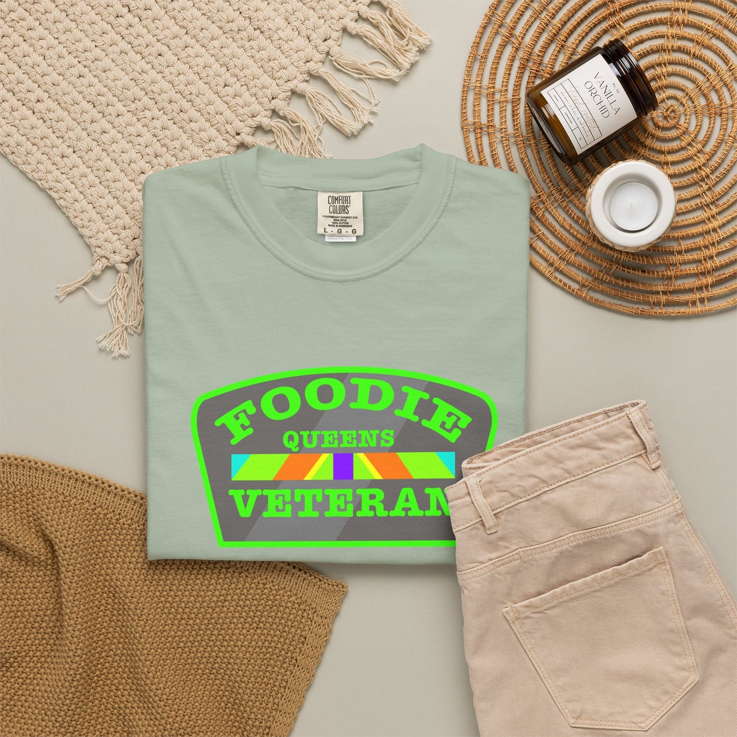 L.O.E.F Foodie Veteran QUEENS Unisex Tee Shirt (Neon Green)