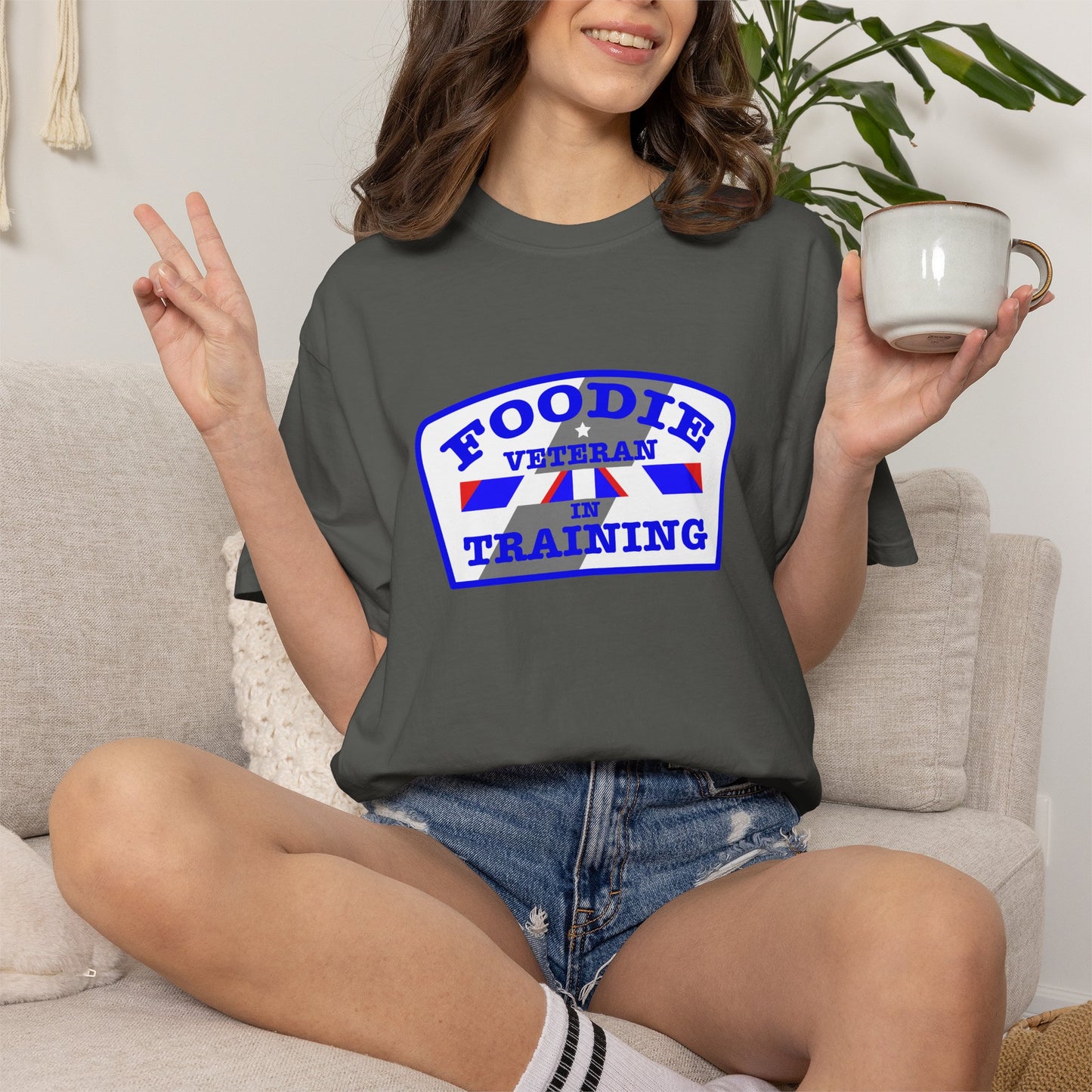 L.O.E.F Foodie Veteran IN TRAINING Unisex Tee Shirt (Blue)