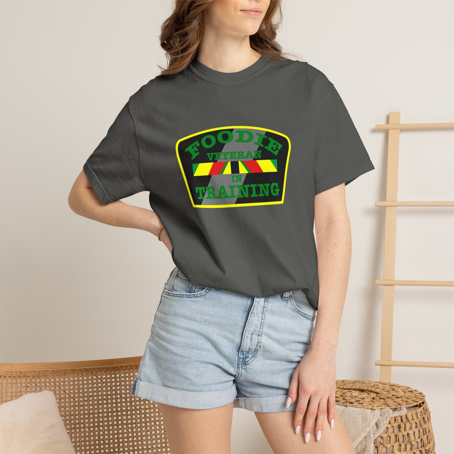 L.O.E.F Foodie Veteran IN TRAINING Unisex Tee Shirt (Green)