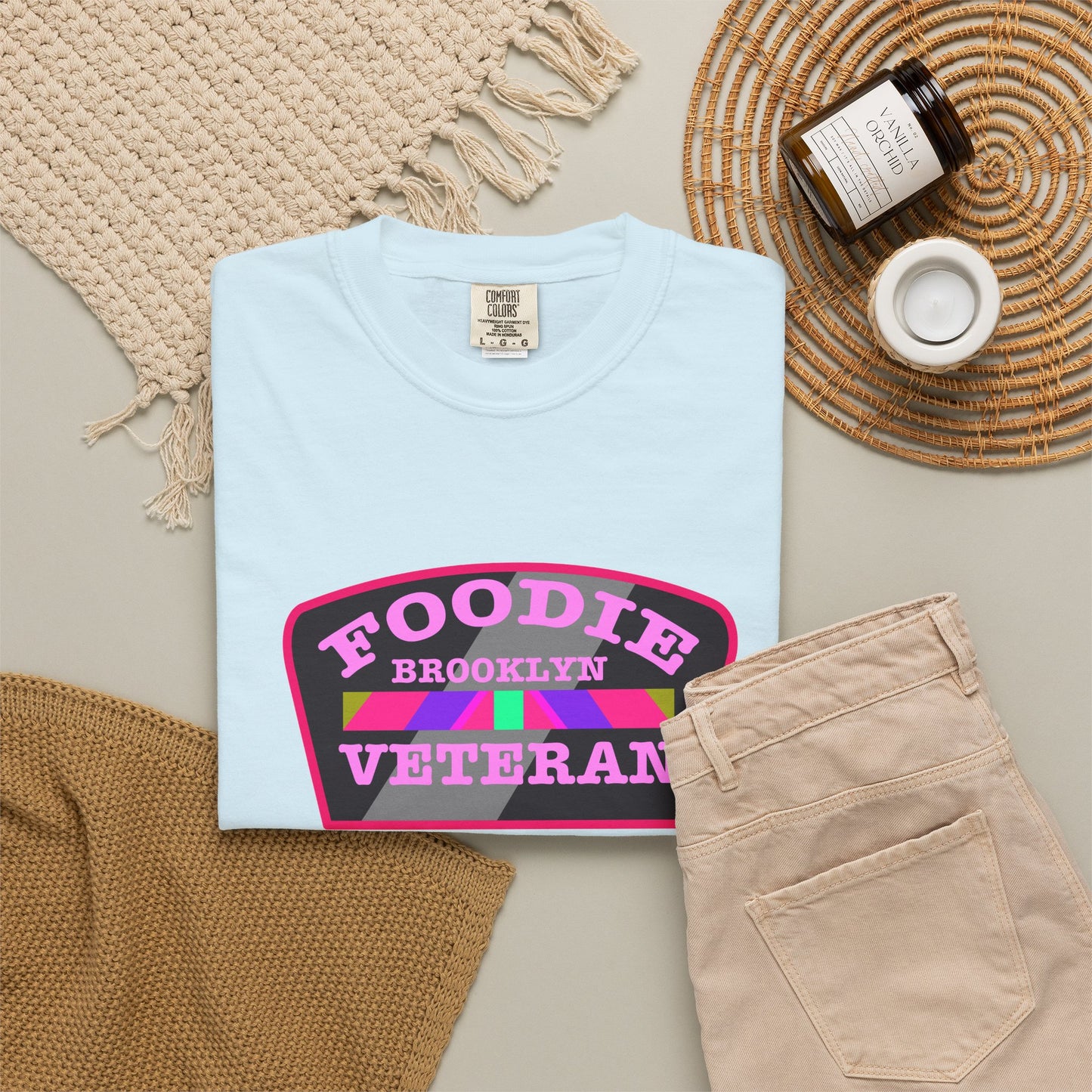 L.O.E.F Foodie Veteran BROOKLYN Unisex Tee Shirt (Pink)