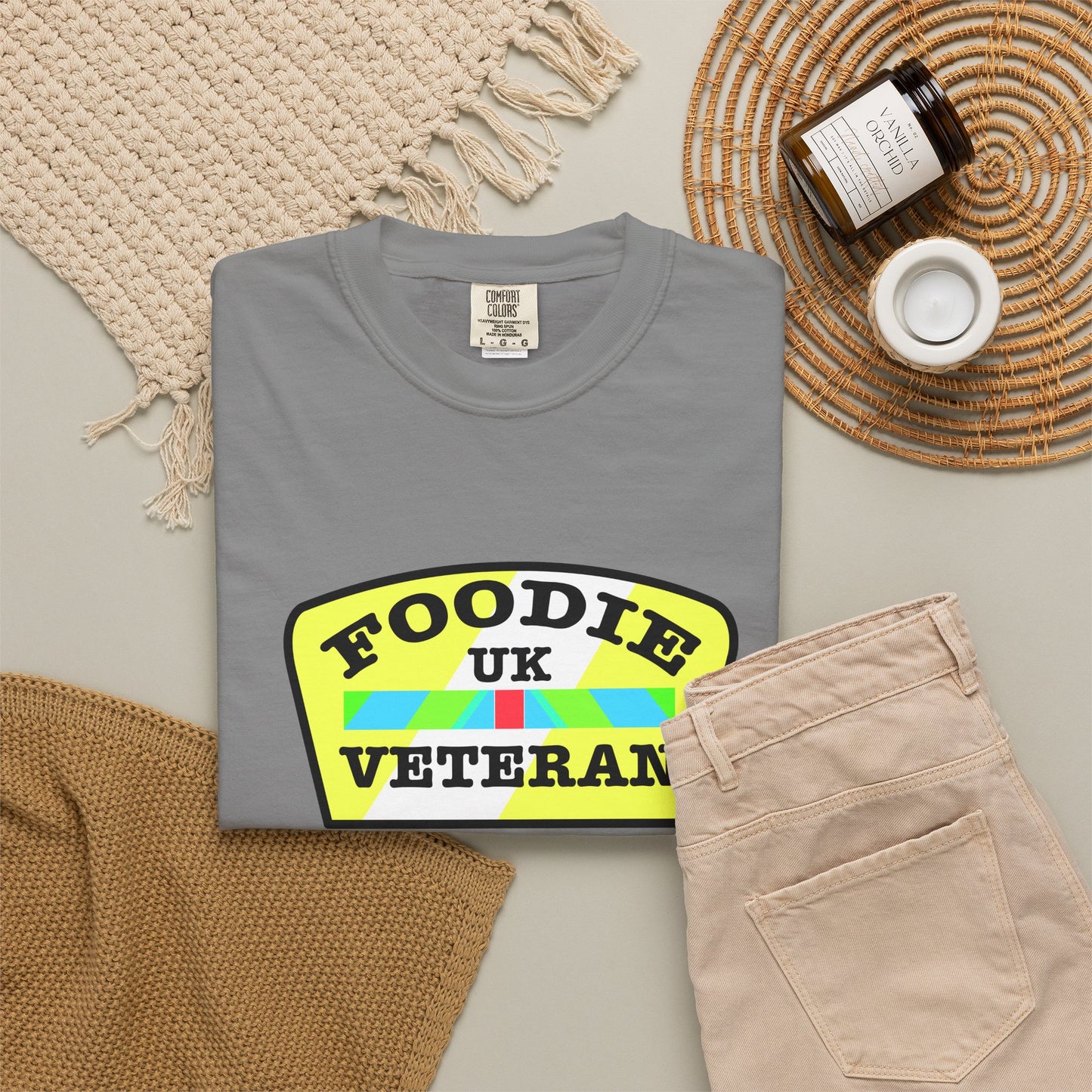 L.O.E.F Foodie Veteran UK Unisex Tee Shirt (Yellow and Black)