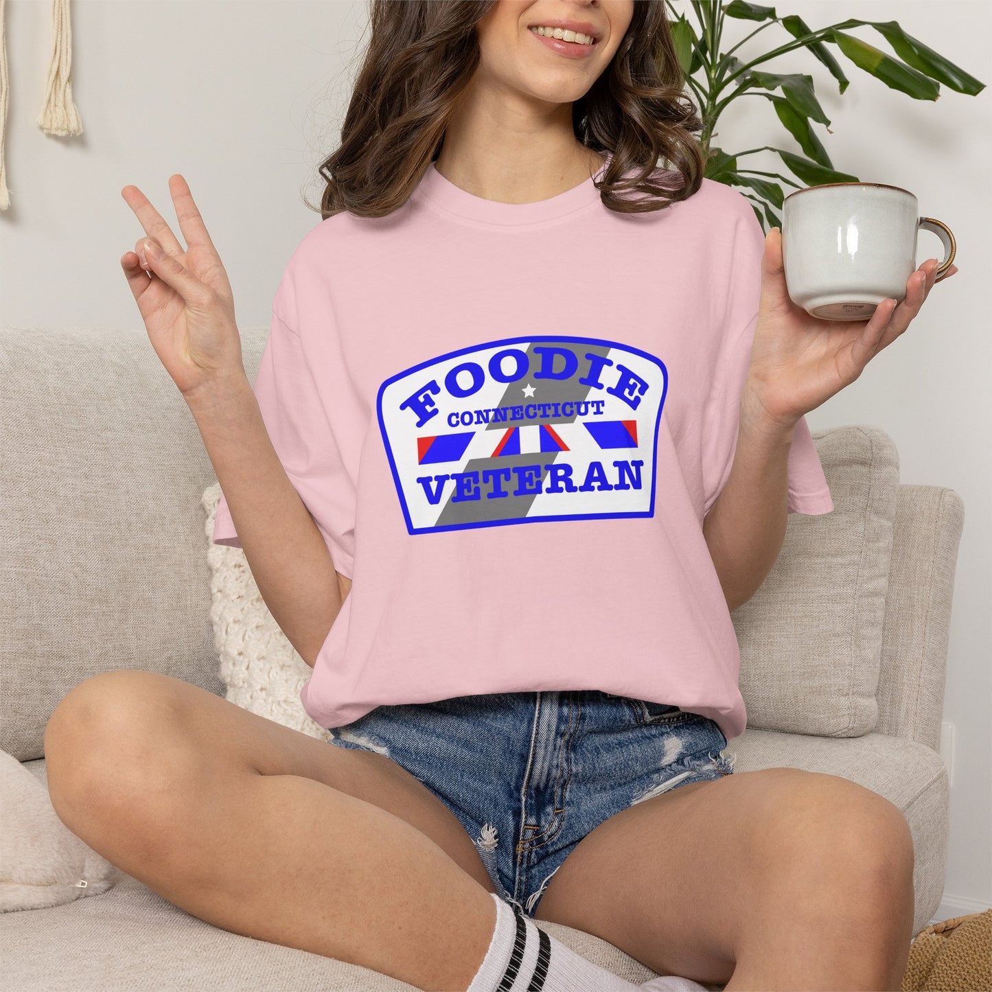 L.O.E.F Foodie Veteran CONNECTICUT Unisex Tee Shirt (Blue)