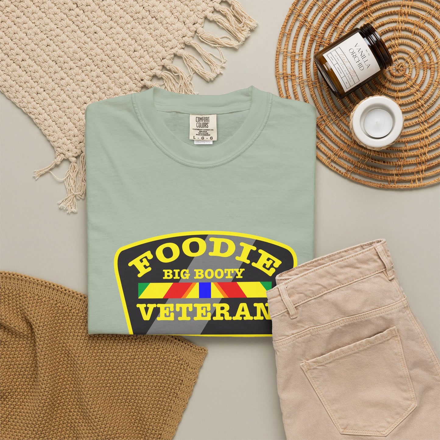 L.O.E.F Foodie Veteran BIG BOOTY Unisex Tee Shirt (Yellow)