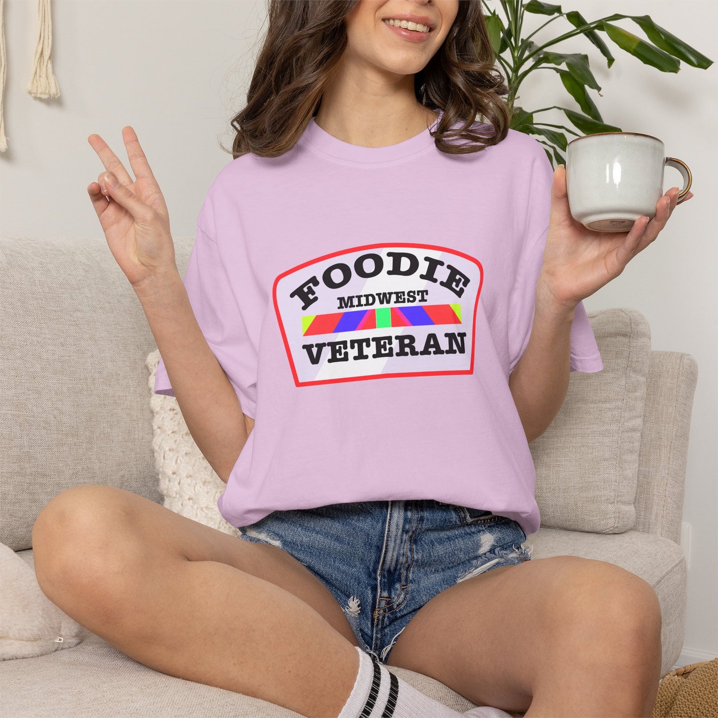 L.O.E.F Foodie Veteran MIDWEST Unisex Tee Shirt (Soft Pink)
