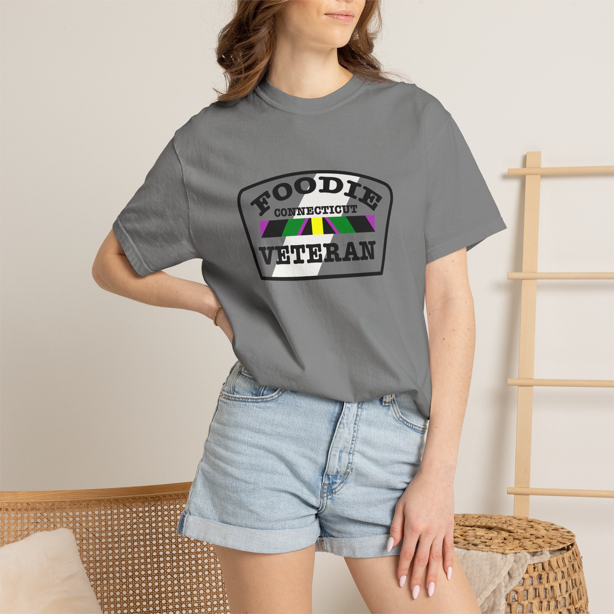 L.O.E.F Foodie Veteran CONNECTICUT Unisex Tee Shirt (Black)