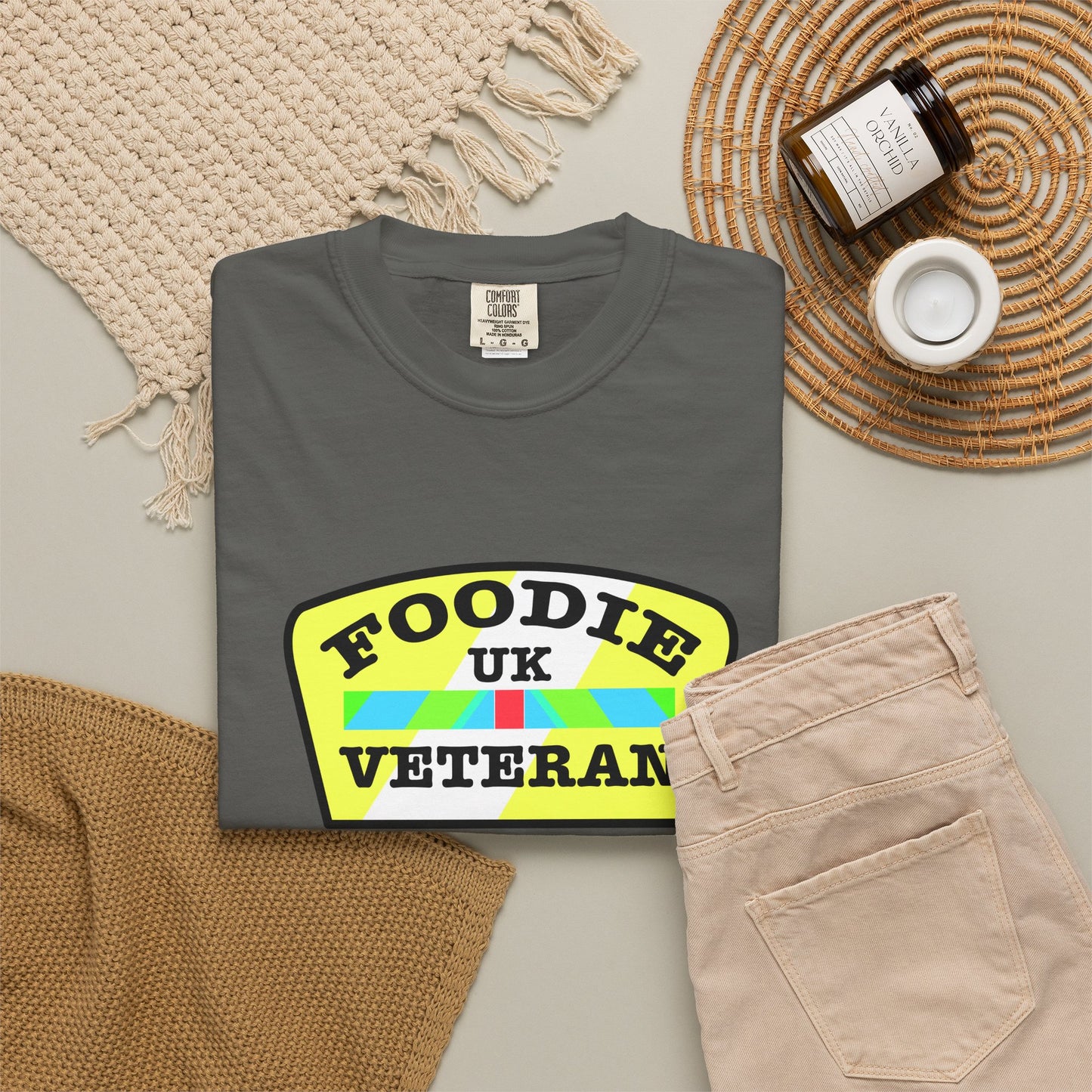 L.O.E.F Foodie Veteran UK Unisex Tee Shirt (Yellow and Black)