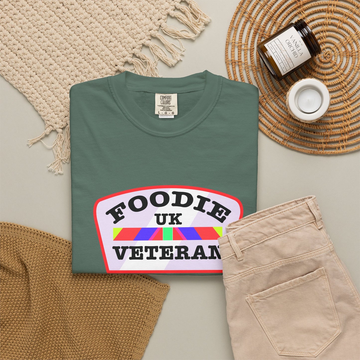 L.O.E.F Foodie Veteran UK Unisex Tee Shirt (Soft Pink)