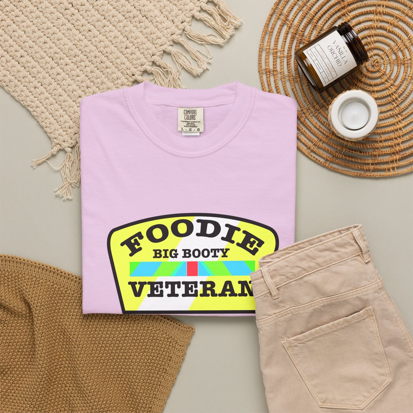 L.O.E.F Foodie Veteran BIG BOOTY Unisex Tee Shirt (Black)