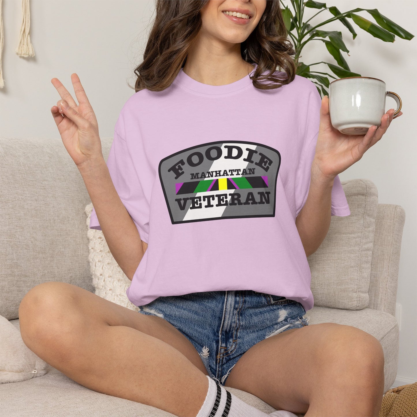 L.O.E.F Foodie Veteran Manhattan Unisex Tee Shirt (Gray)