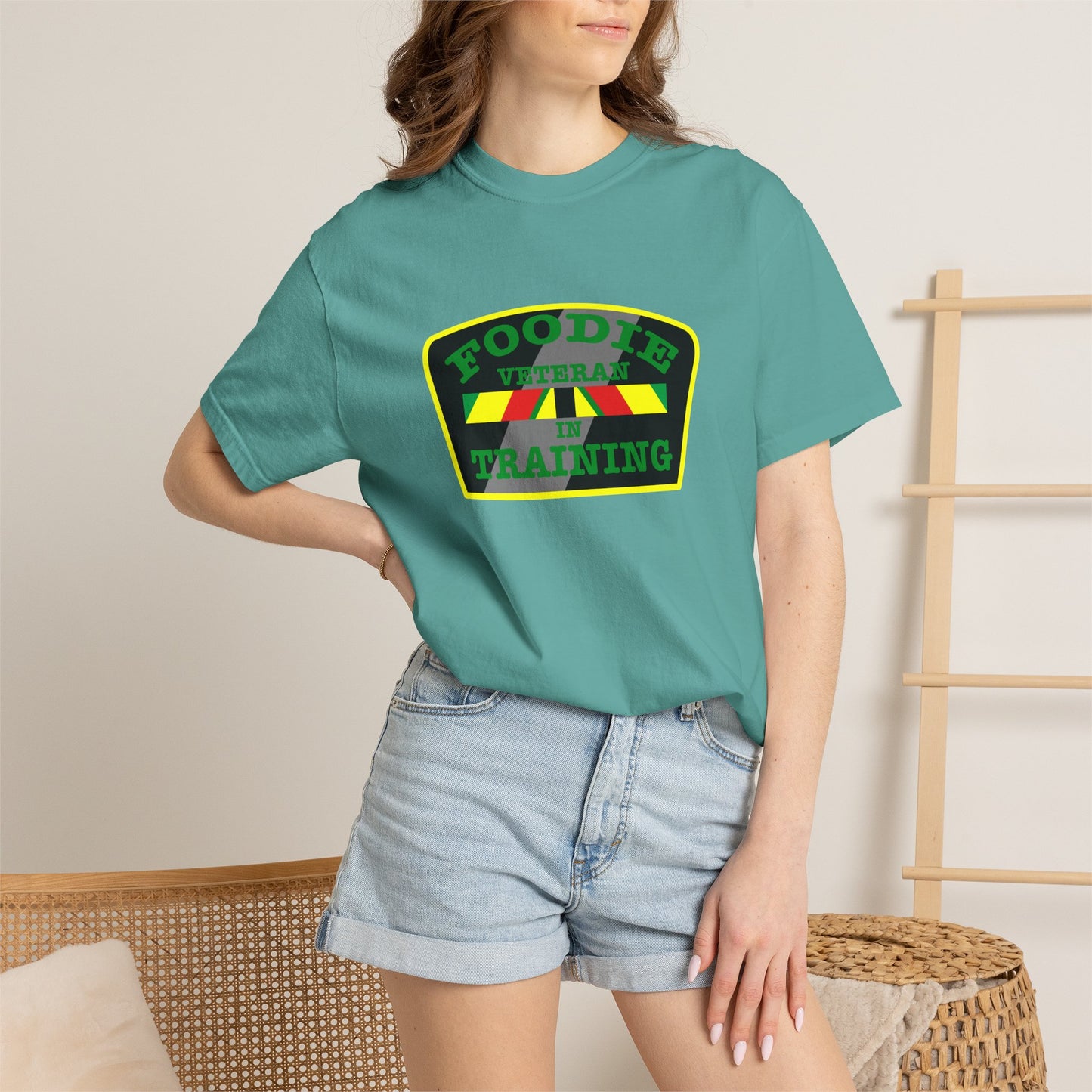 L.O.E.F Foodie Veteran IN TRAINING Unisex Tee Shirt (Green)
