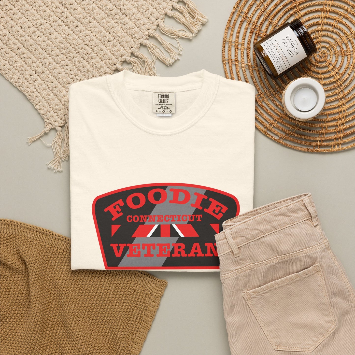 L.O.E.F Foodie Veteran CONNECTICUT Unisex Tee Shirt (Red)