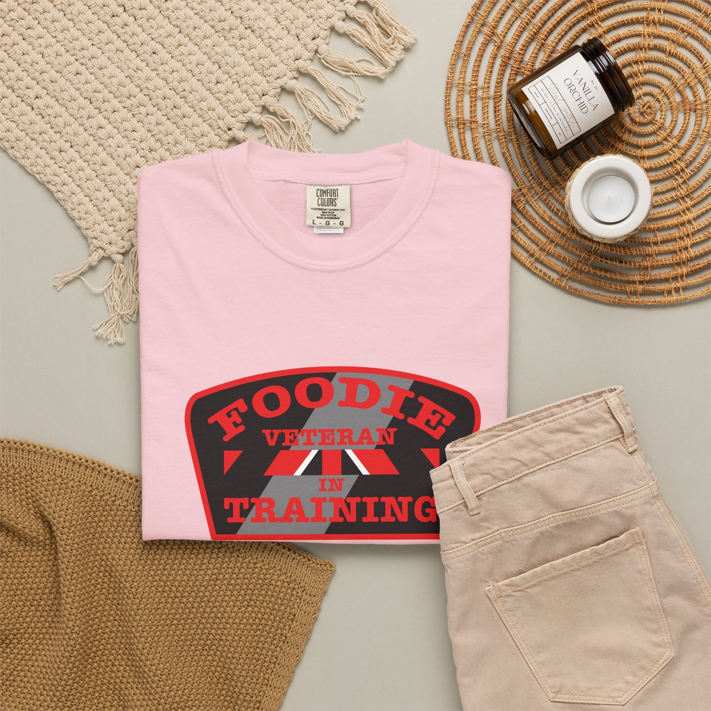 L.O.E.F Foodie Veteran IN TRAINING Unisex Tee Shirt (Red)