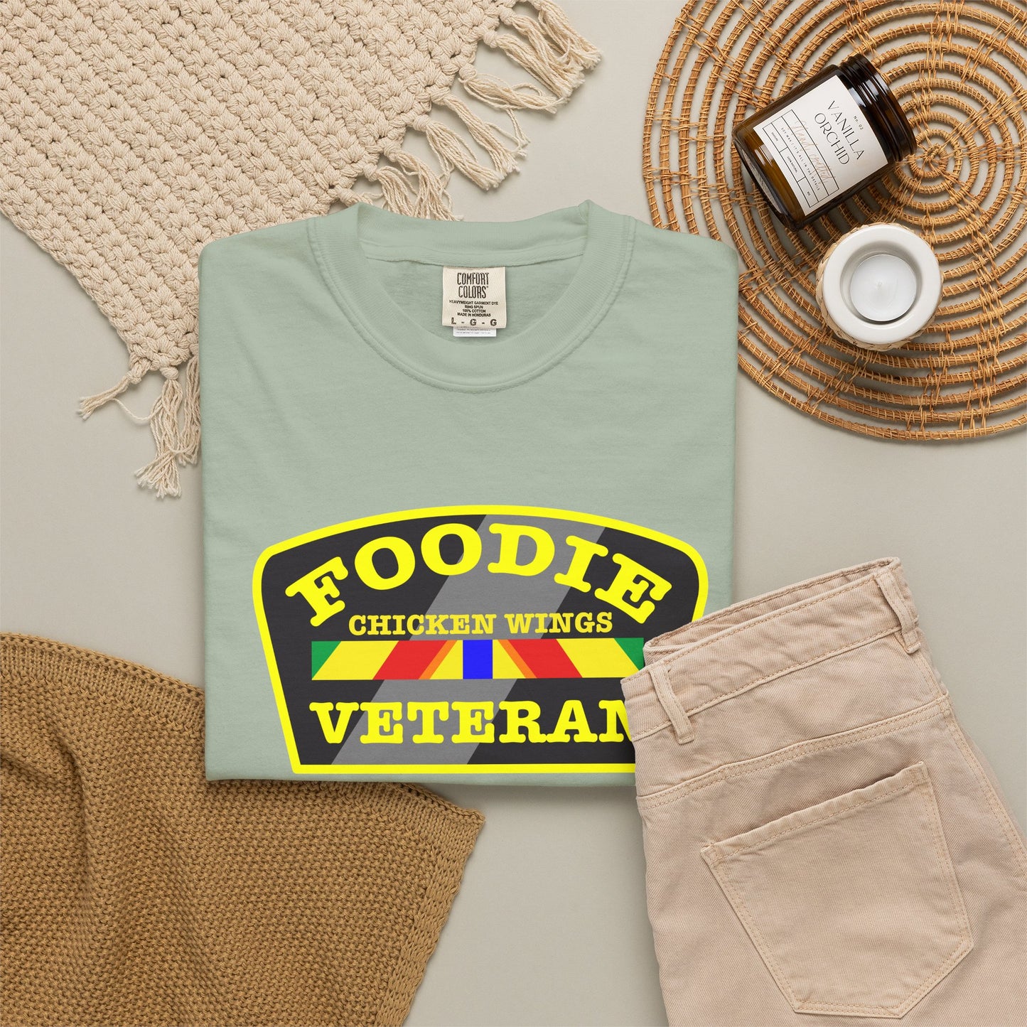 L.O.E.F Foodie Veteran CHICKEN WINGS Unisex Tee Shirt (Yellow)