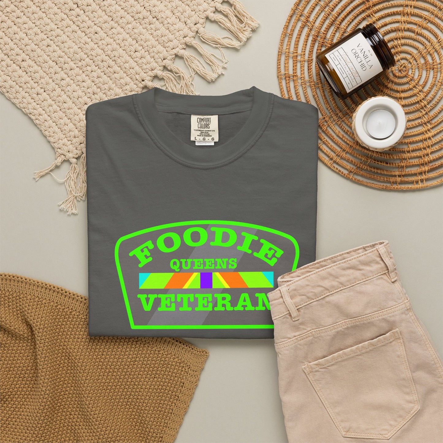 L.O.E.F Foodie Veteran QUEENS Unisex Tee Shirt (Neon Green)