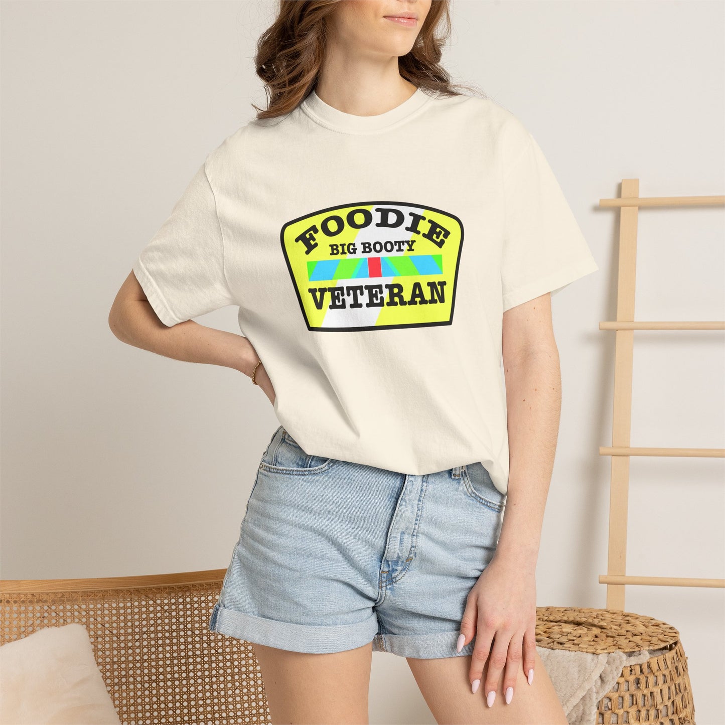 L.O.E.F Foodie Veteran BIG BOOTY Unisex Tee Shirt (Black)