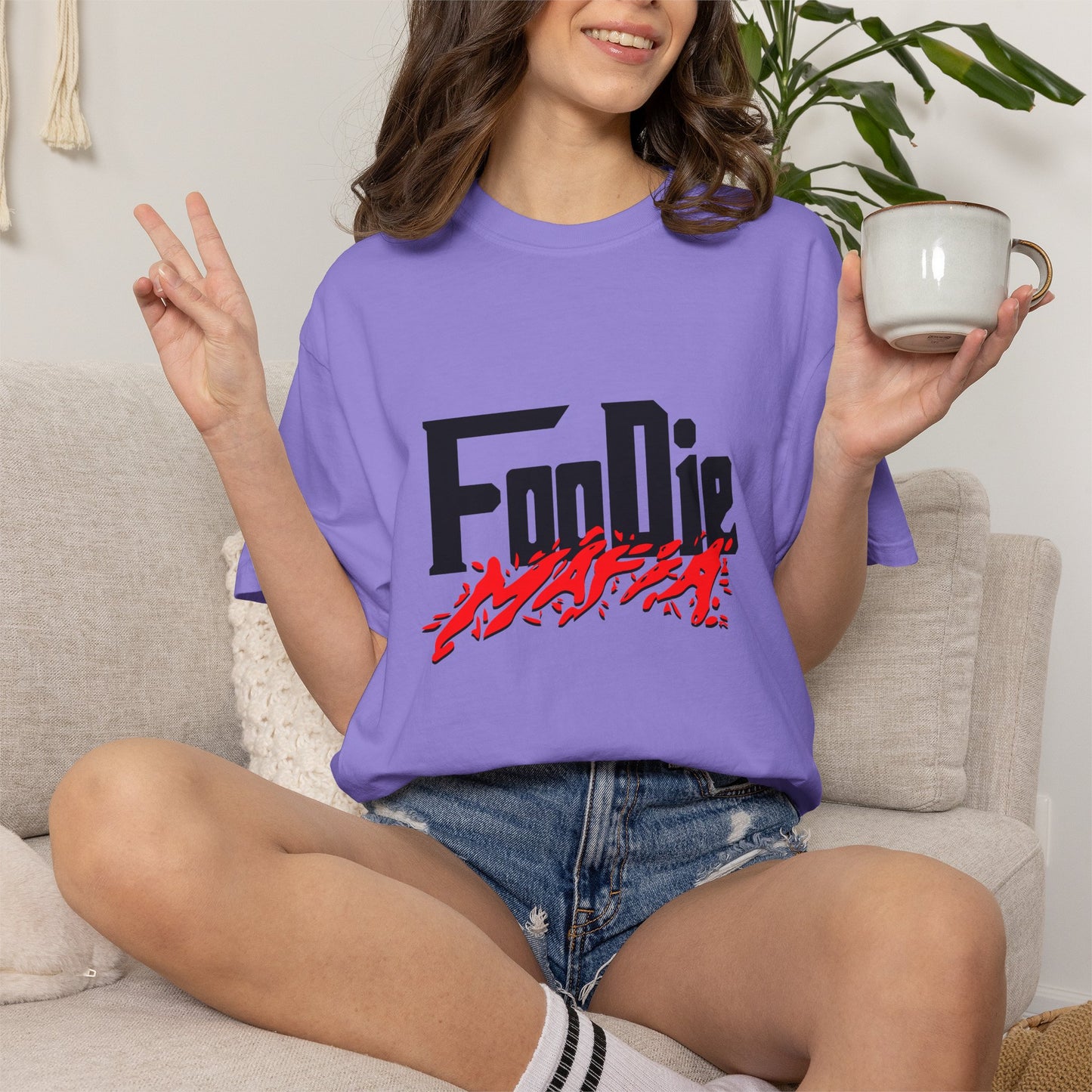 L.O.E.F Foodie Mafia Unisex Tee Shirt (Red)
