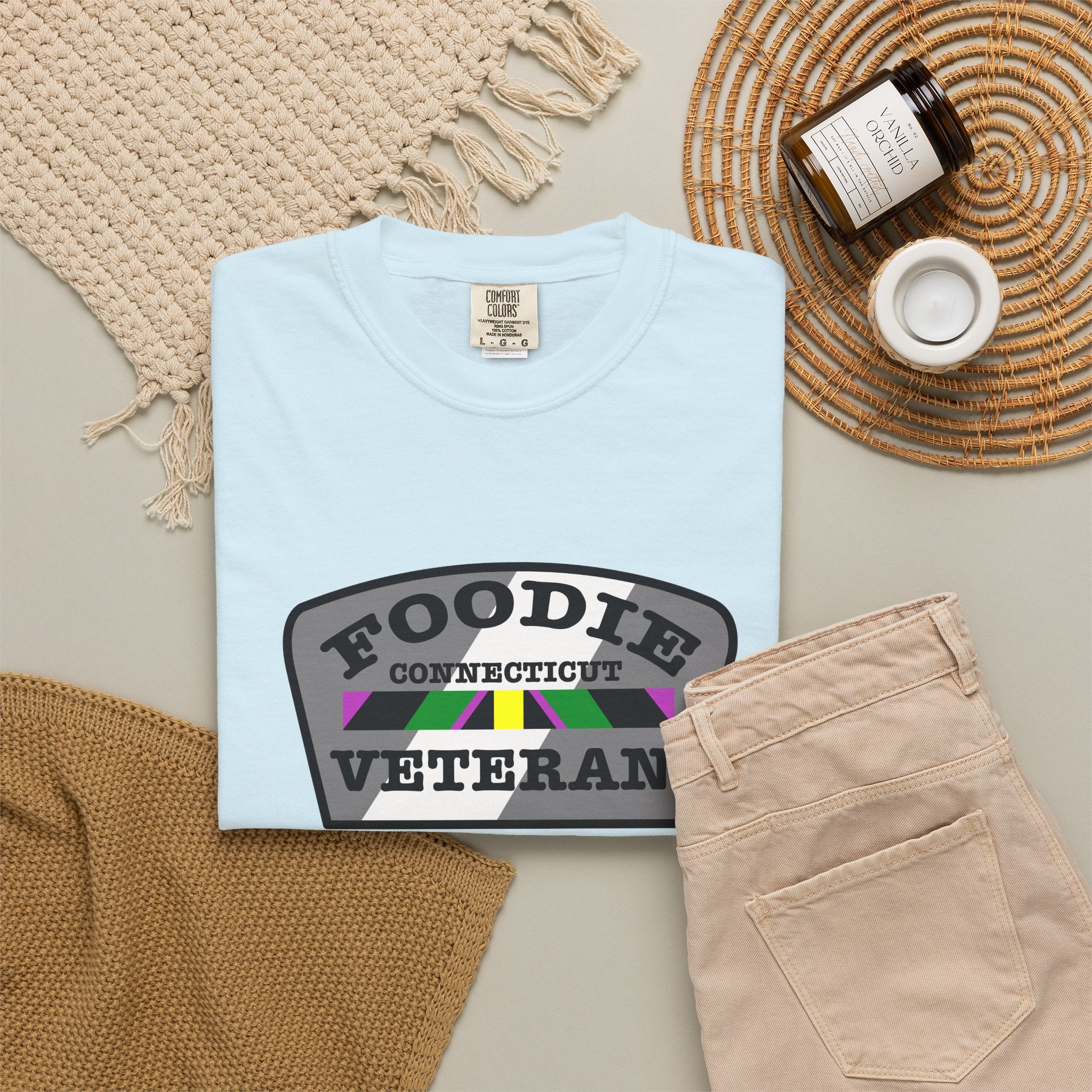 L.O.E.F Foodie Veteran CONNECTICUT Unisex Tee Shirt (Black)