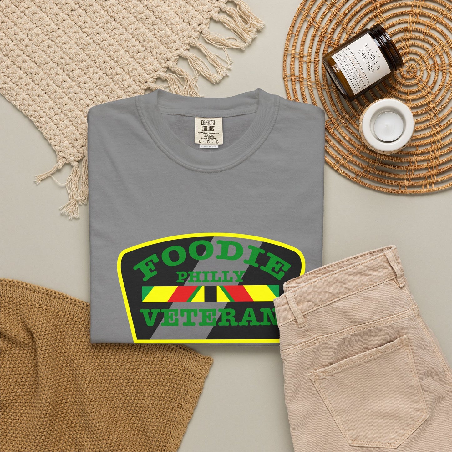 L.O.E.F Foodie Veteran PHILLY Unisex Tee Shirt (Green)