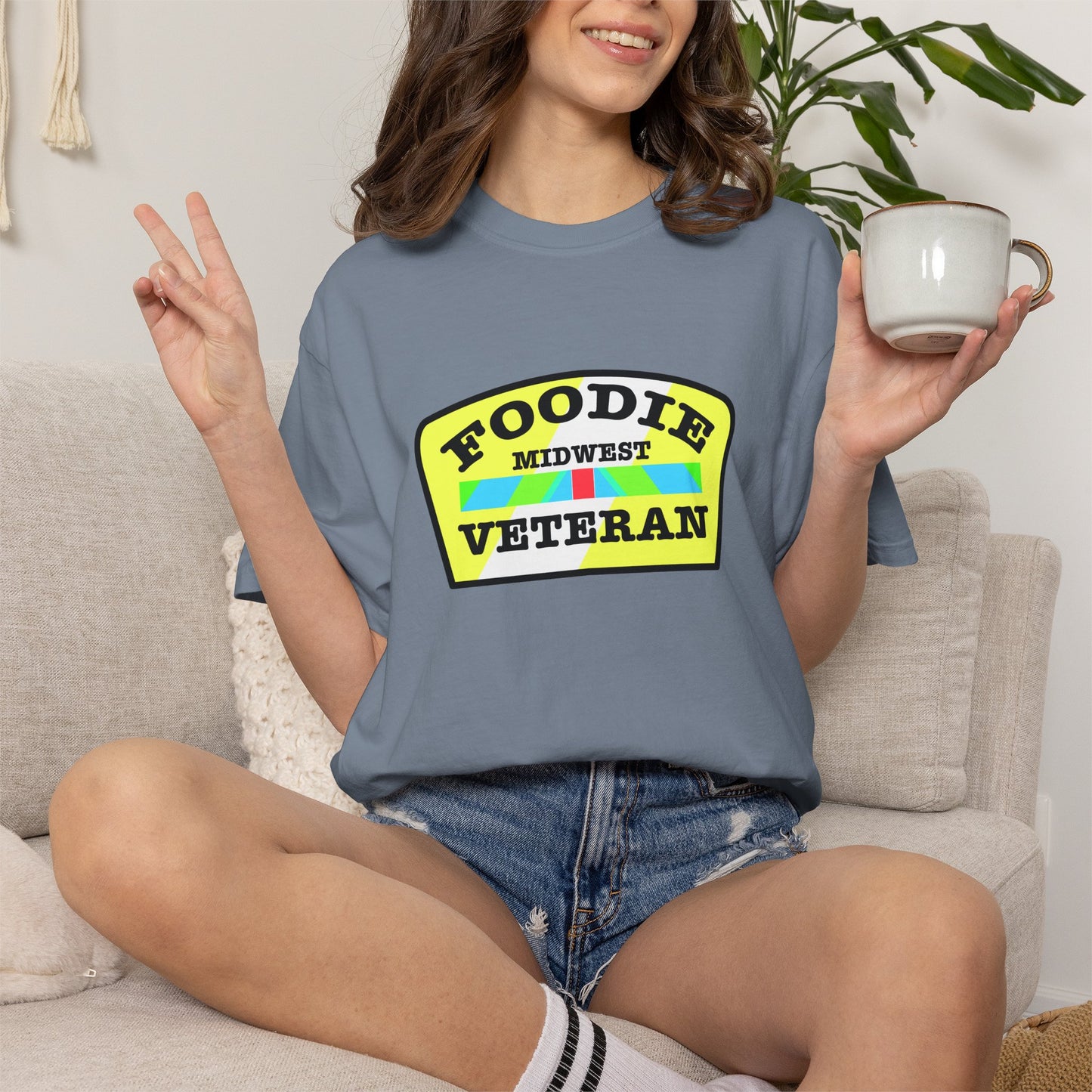 L.O.E.F Foodie Veteran MIDWEST Unisex Tee Shirt (Black and Yellow)