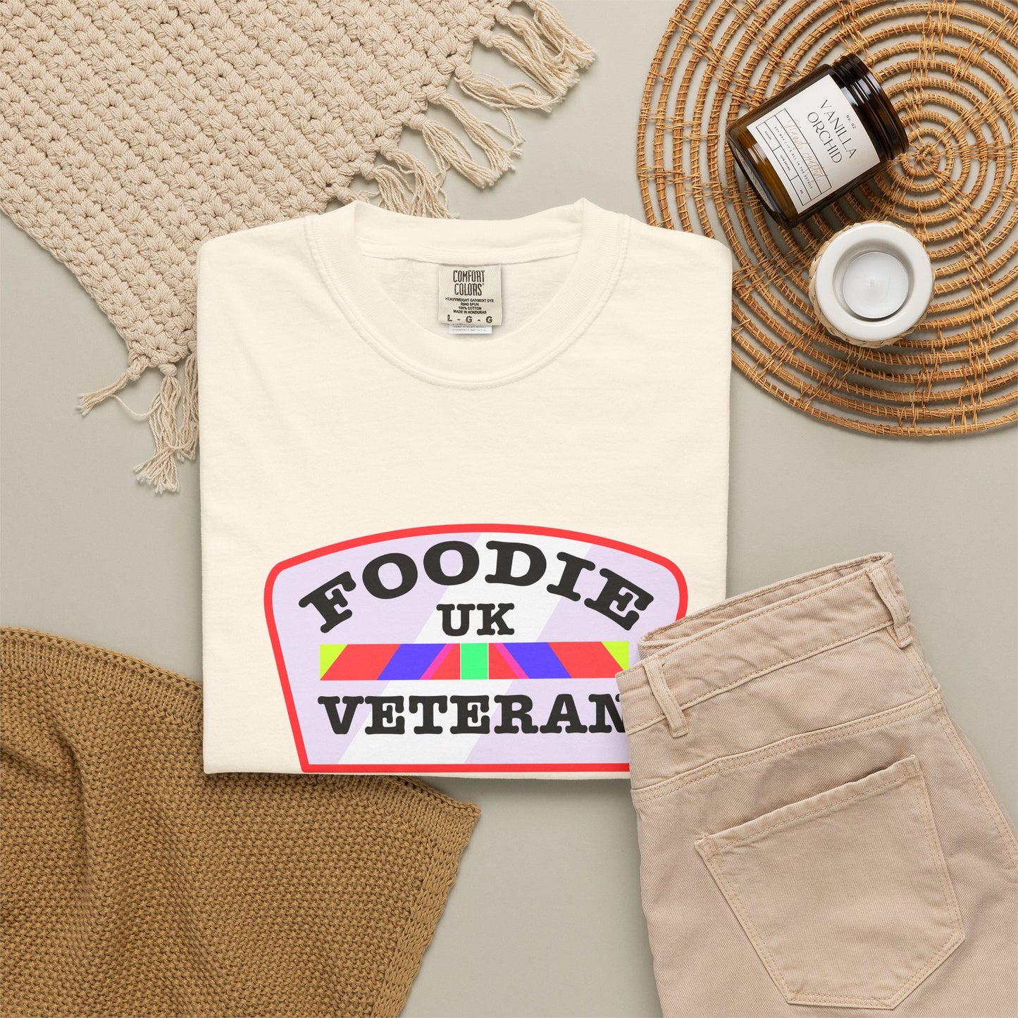 L.O.E.F Foodie Veteran UK Unisex Tee Shirt (Soft Pink)