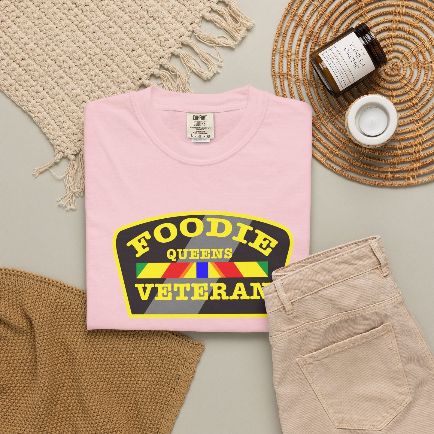 L.O.E.F Foodie Veteran QUEENS Unisex Tee Shirt (Yellow)