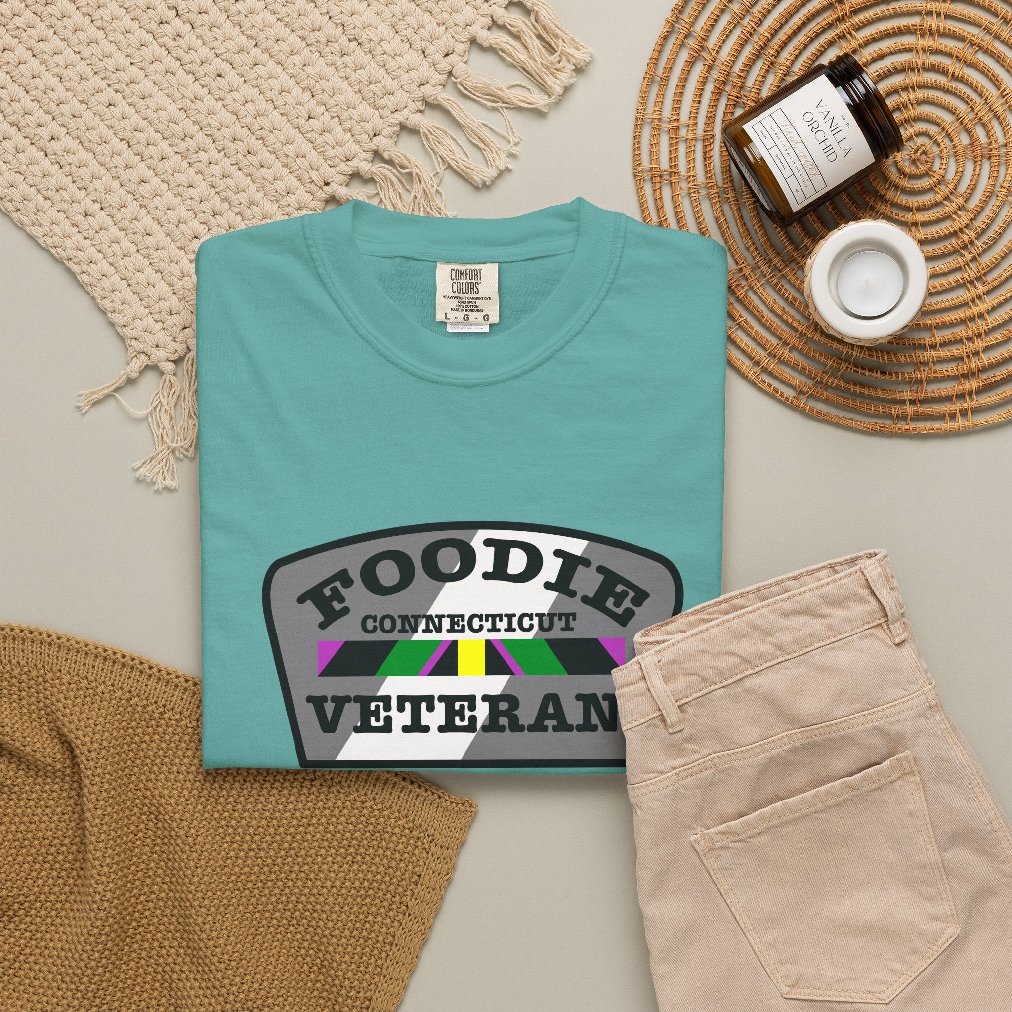 L.O.E.F Foodie Veteran CONNECTICUT Unisex Tee Shirt (Black)