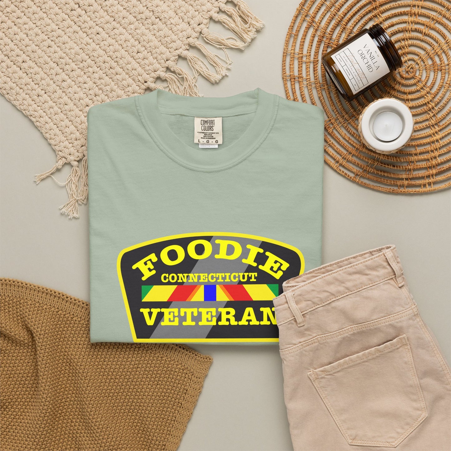 L.O.E.F Foodie Veteran CONNECTICUT Unisex Tee Shirt (Yellow)
