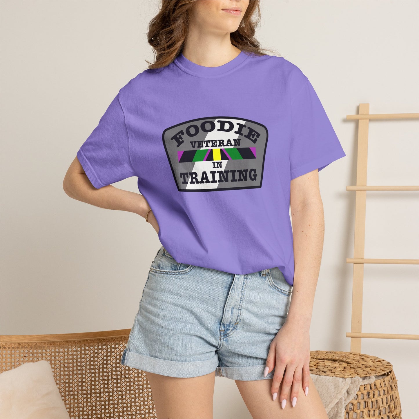 L.O.E.F Foodie Veteran IN TRAINING Unisex Tee Shirt (Gray)
