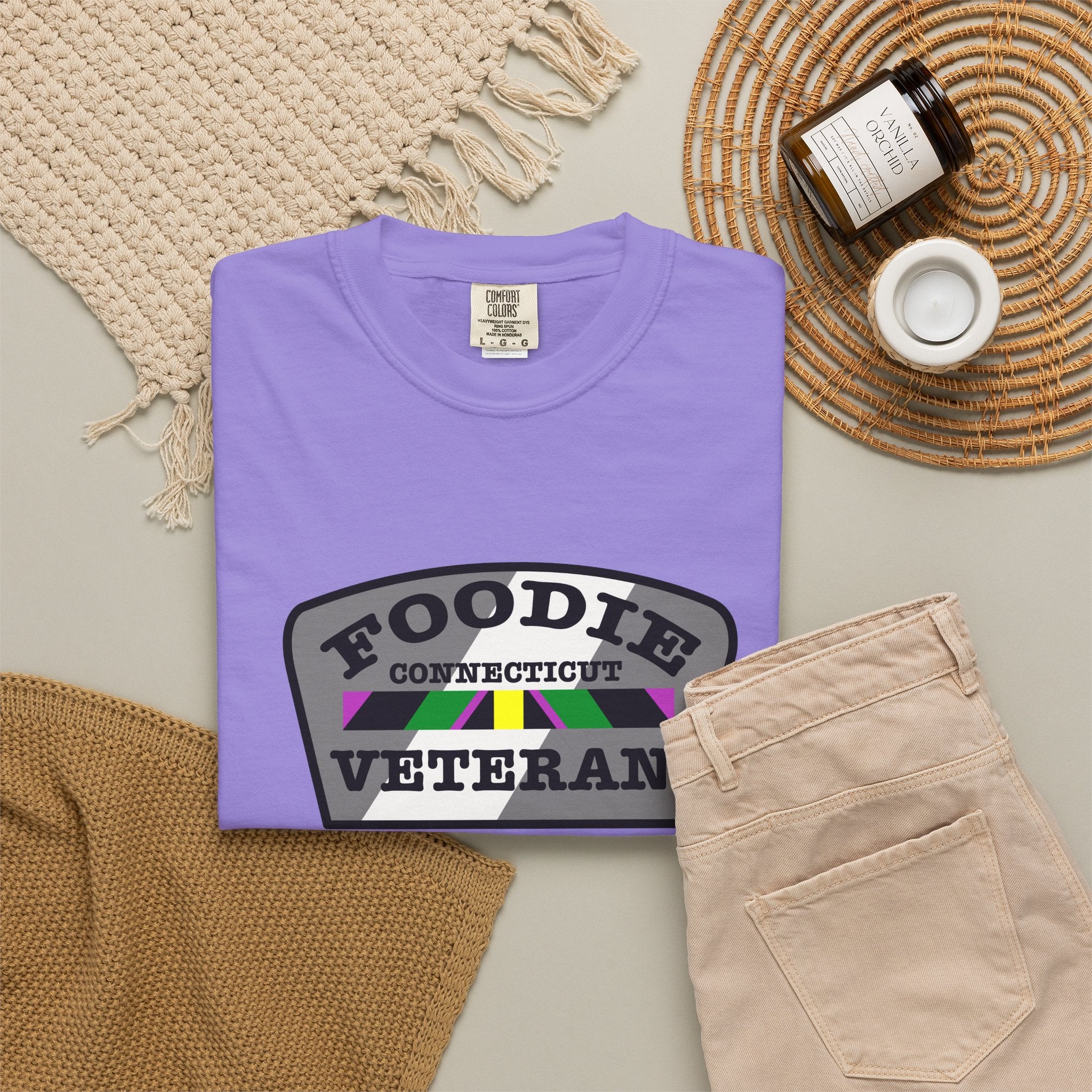 L.O.E.F Foodie Veteran CONNECTICUT Unisex Tee Shirt (Black)